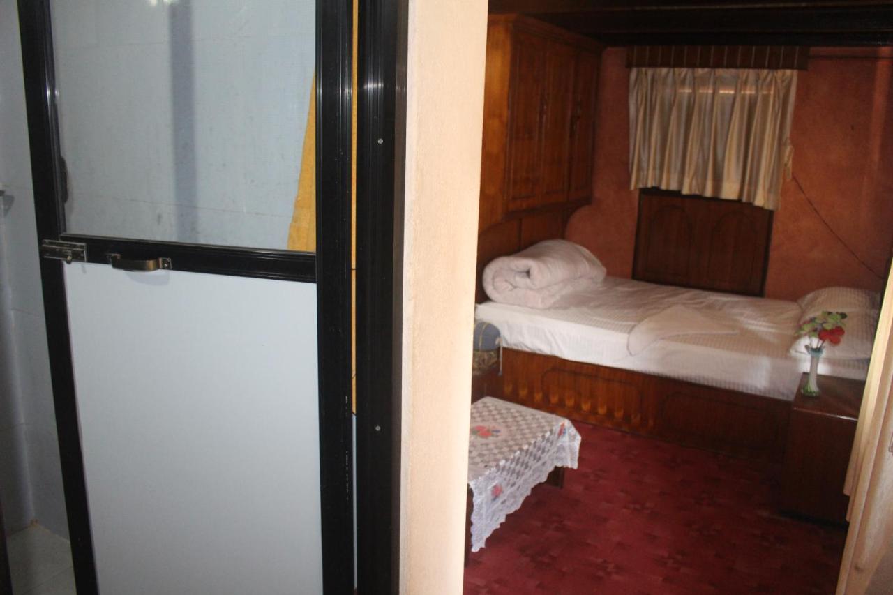 Bhatgoan Moonlight Guest House מראה חיצוני תמונה