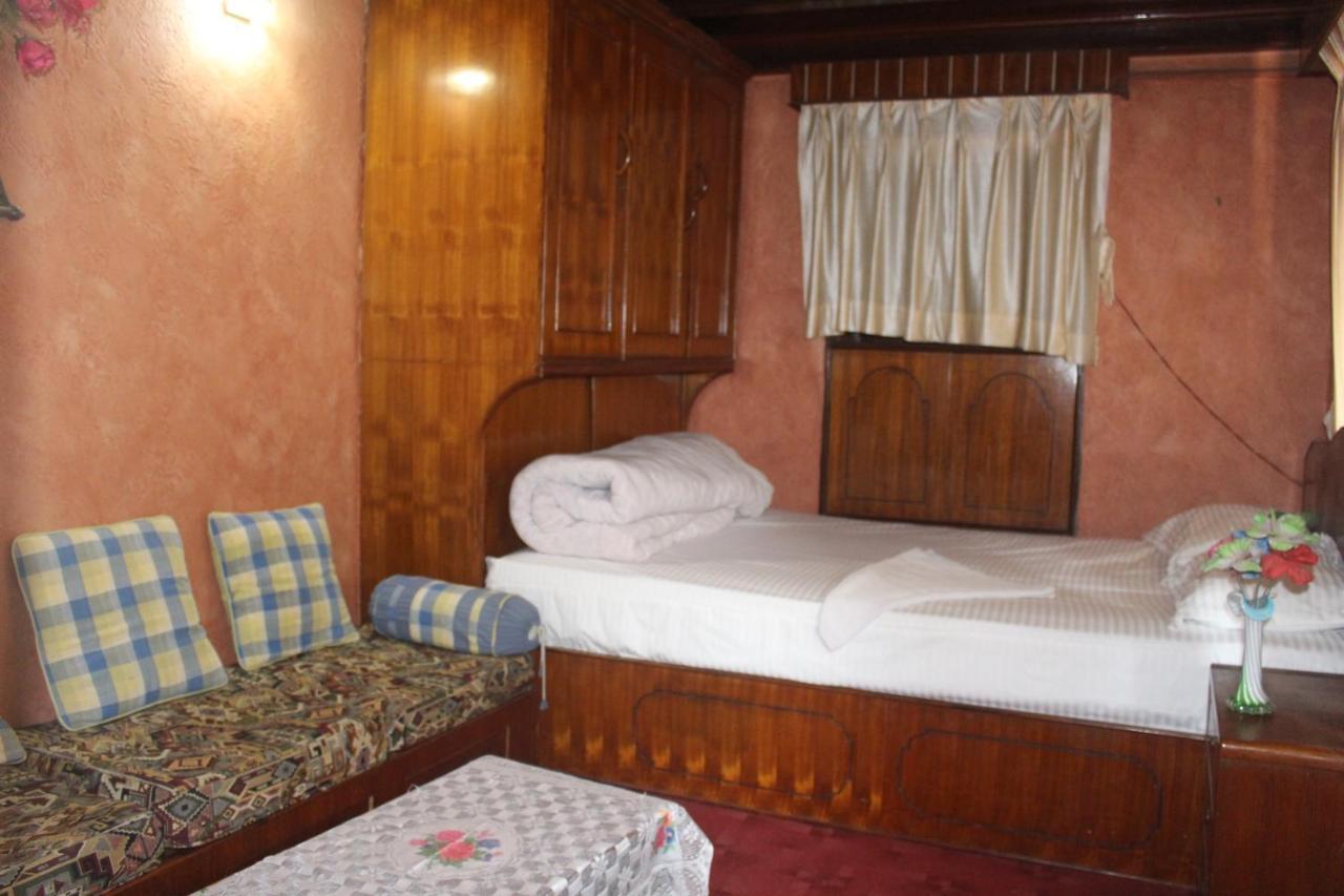 Bhatgoan Moonlight Guest House מראה חיצוני תמונה